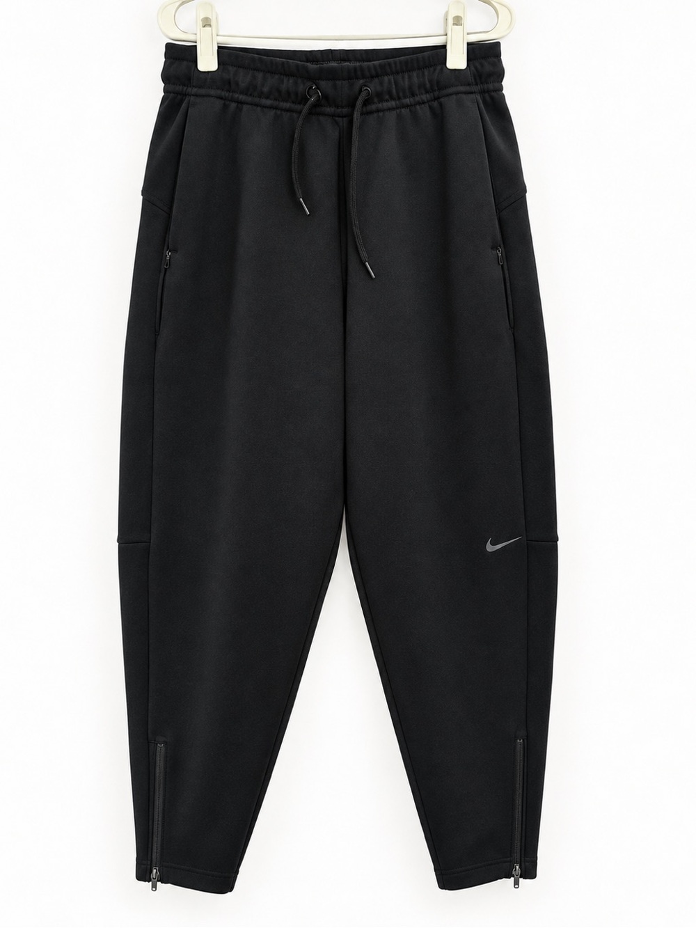 Nike Men’s Medium Black Tapered Jogger Pants Zip Pockets Ankle Zips